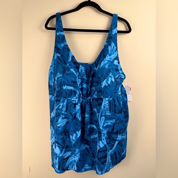 L.L. Bean Slimming Soft Drape Tankini Top UPF 50+ Size 26W Plus - Picture 1 of 7